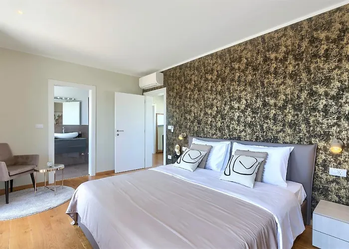 빌라 Luxury Hedone With Heated Pool, Welness And Playground