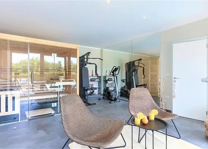 Luxury Hedone With Heated Pool, Welness And Playground * Rakalj