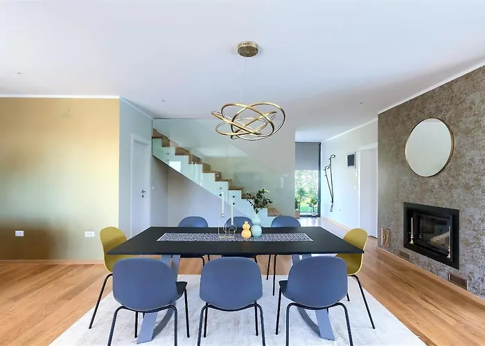 Luxury Hedone With Heated Pool, Welness And Playground * Rakalj