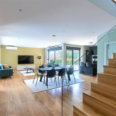 Villa Luxury Hedone With Heated Pool, Welness And Playground *