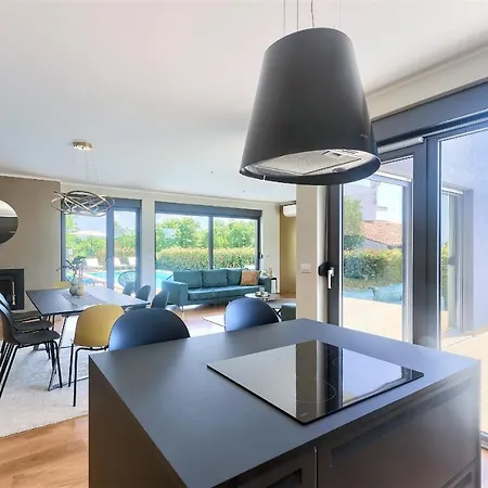 Luxury Hedone With Heated Pool, Welness And Playground * Rakalj