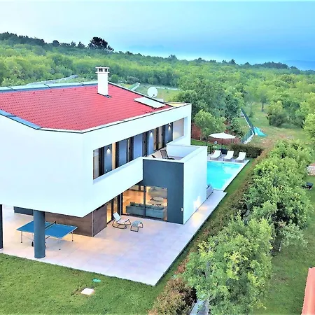Villa Luxury Hedone With Heated Pool, Welness And Playground *
