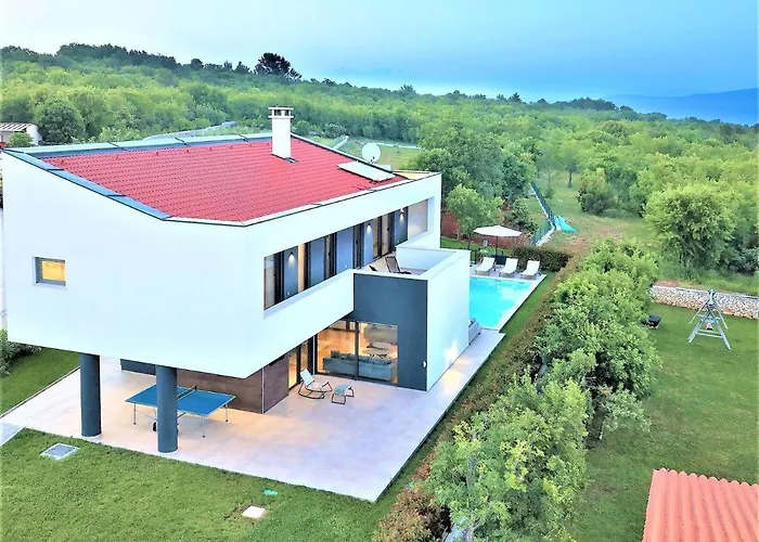 Vila Luxury Hedone With Heated Pool, Welness And Playground *
